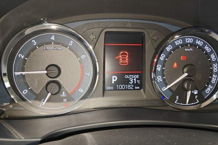 Used Toyota Corolla 2016 1.6L CVT GL-i Cool Edition Instrument Cluster