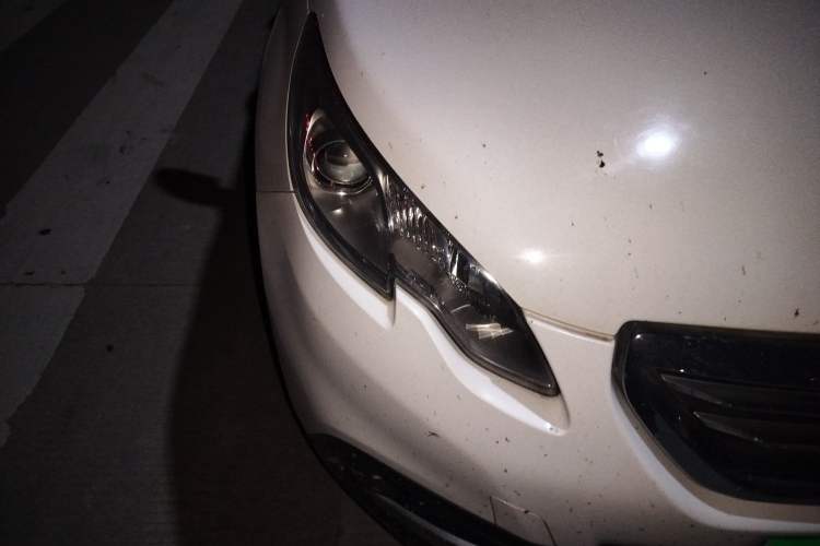 Used Peugeot 2008 2014 1.6L Automatic Fashion Edition Right Front Headlight