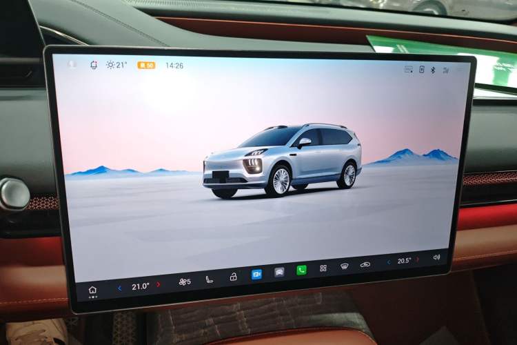 Used Hyptec HL 2025 700 Ultra Six-Seater All-Wheel-Drive LiDAR Version
