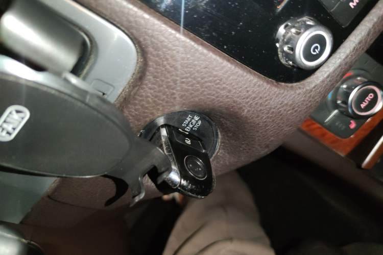 Used Volkswagen Touareg 2011 3.0 TSI Standard Version Vehicle Key