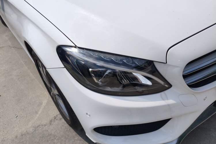 Used Mercedes-Benz C-Class 2015 Revised C 200 L Sport Edition Right Front Headlight