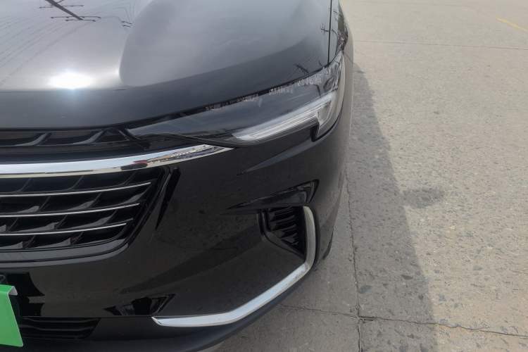 Used Buick Envision 2022 Encore Plus 652T Five-Seat Luxury Model