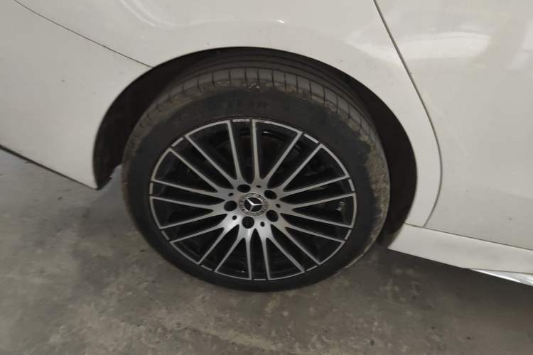 Used Mercedes-Benz C-Class 2025 C 260 L Sport Edition