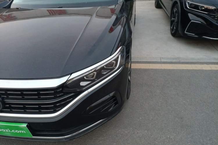 Used Volkswagen Passat 2023 Facelift 330TSI Luxury Edition