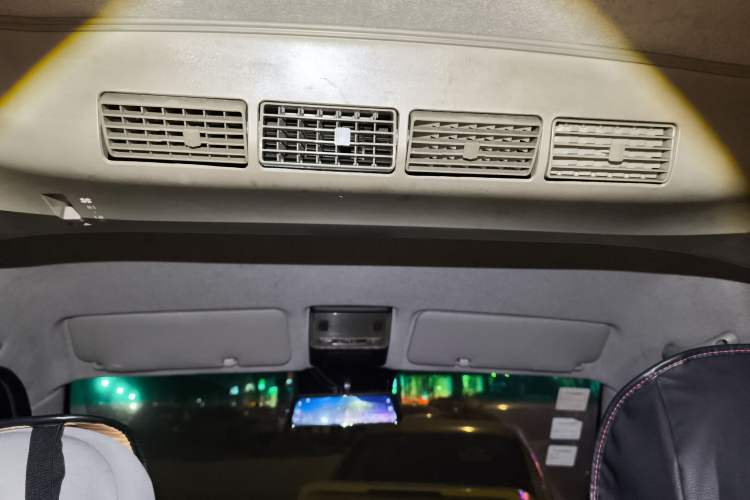 Used Jinbei Hiace X30 2018 1.3L Cargo Van Standard Version DLCG12 Headliner