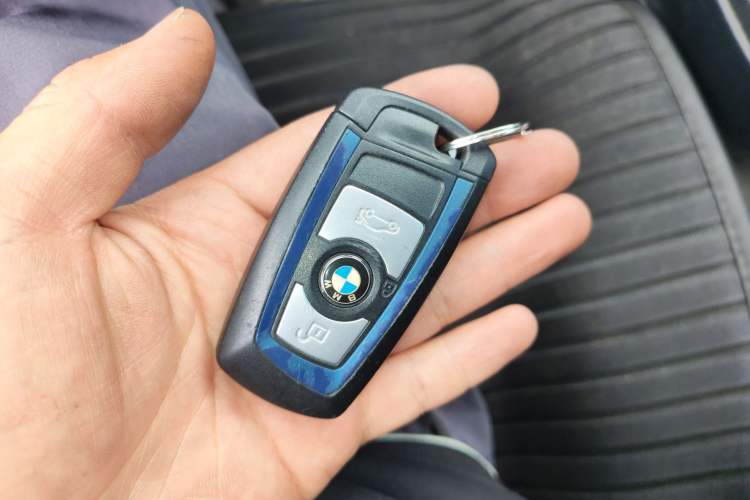 Used BMW 3 Series 2016 320i M Sport Vehicle Key