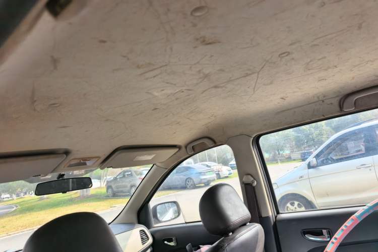 Used CHANGAN OSHAN Olisway 2014 1.4L AMT Luxury Model