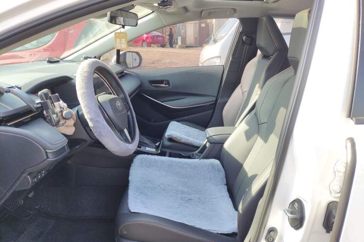 Used Toyota Corolla 2026 Model 1.8L Dual-Engine Elite Edition