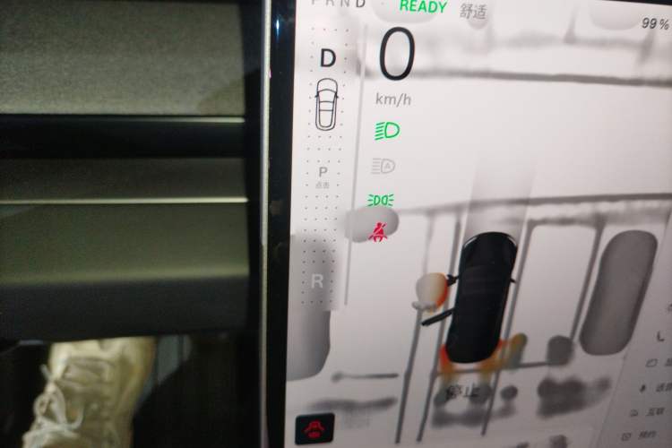 Used Tesla Model 3 2025 Model Revised Rear-Wheel-Drive Version
