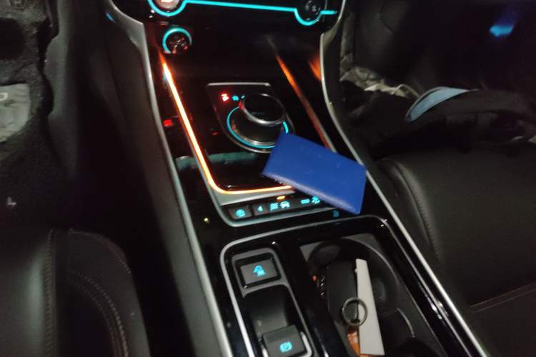 Used Jaguar XEL 2019 2.0T 200 PS Deluxe Edition