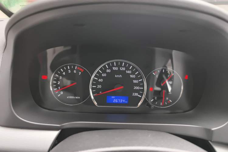 Used CHANGAN Alsvin V5 2012 1.5L Manual Dream Edition