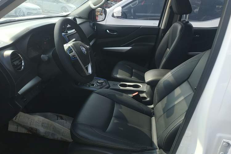 Used Dongfeng Ruichi 6 2020 EV model