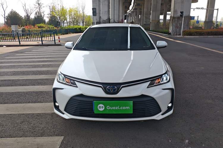 Used Toyota Corolla 2021 Dual-Engine 1.8L E-CVT Pioneer Edition
