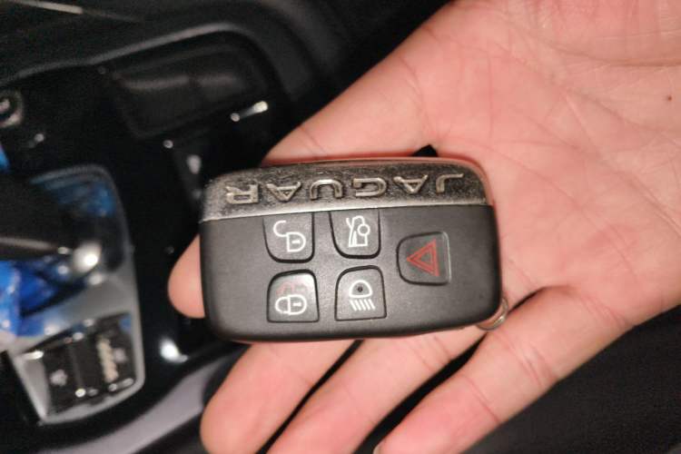 Used Jaguar F-TYPE 2019 2.0T Hardtop Version