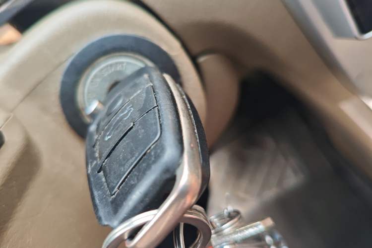 Used Hyundai Tucson 2013 2.0L Manual Two-Wheel Drive Fashion Edition Vehicle Key