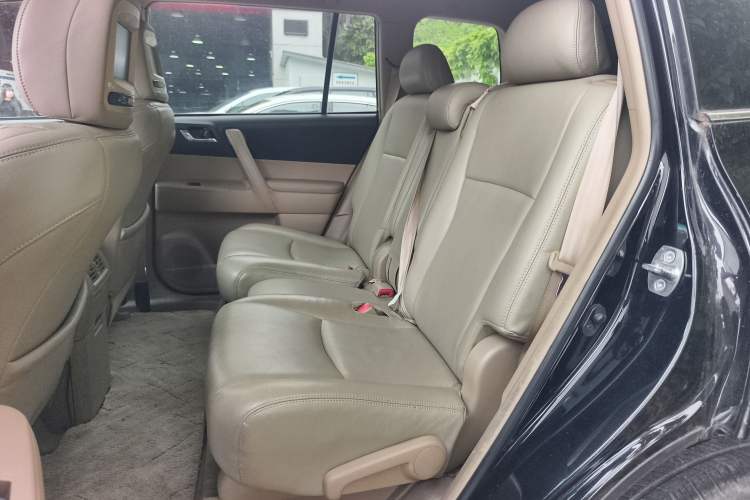 Used Toyota Highlander 2012 2.7L 2WD 5-Seater Elite Edition
