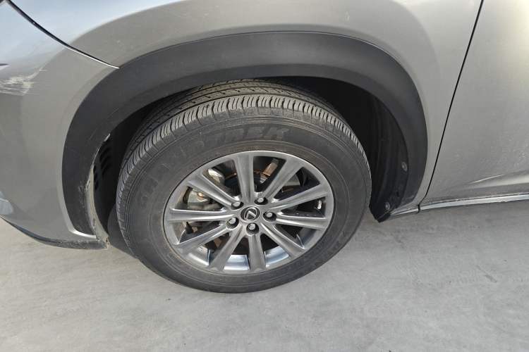 Used Lexus NX 2020 200 All-Wheel Drive Fēngshàng Version China VI Standard Left Front Wheel Hub