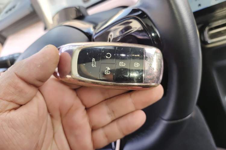 Used AION Y 2022 70 Tech Edition Lithium Iron Phosphate