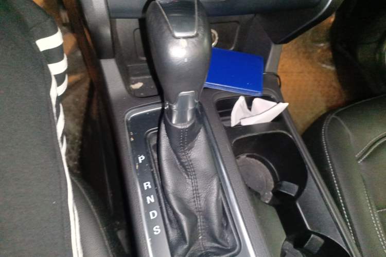 Used Ford Kuga 2017 EcoBoost 180 Two-Wheel-Drive Platinum Edition
