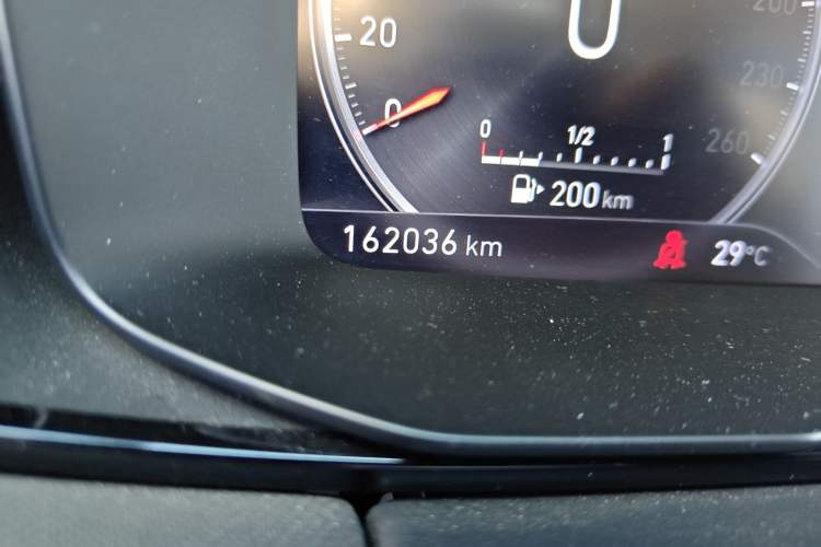 Used Lynk & Co 01 2017 2.0T Two-Wheel Drive Pro Edition Odometer Close Up