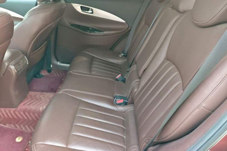 Used Infiniti QX50 2015 2.5L Enjoyment Edition