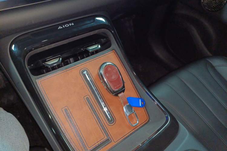 Used AION V 2024 Aion Tyrannosaurus 650 Smart Luxury Edition Vehicle Key