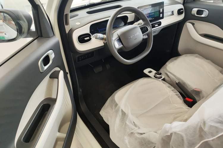 Used Geely Galaxy Panda 2025 210 km – Yuanqi Bear