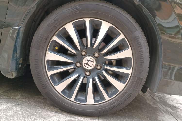 Used Honda Crider 2013 1.8L automatic luxury edition