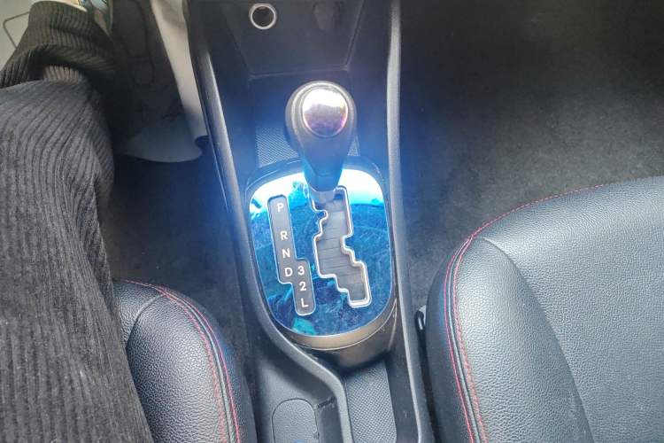 Used Kia K2 2015 Sedan 1.4L Automatic GLS