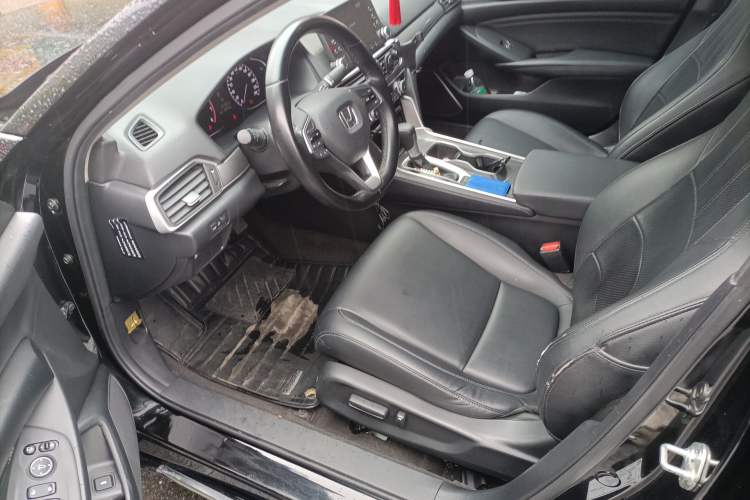 Used Honda Accord 2018 260TURBO Elite Edition China V Left Front Seat