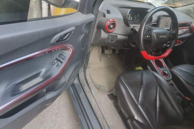 Used Chery Little Ant 2022 Sweet Pink Edition Half-Sugar Version Lithium Iron Phosphate 30 kW 301 km
