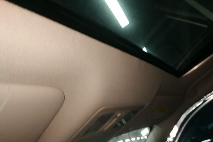 Used Nissan Lannia 2021 1.6L CVT Cool Edition Headliner