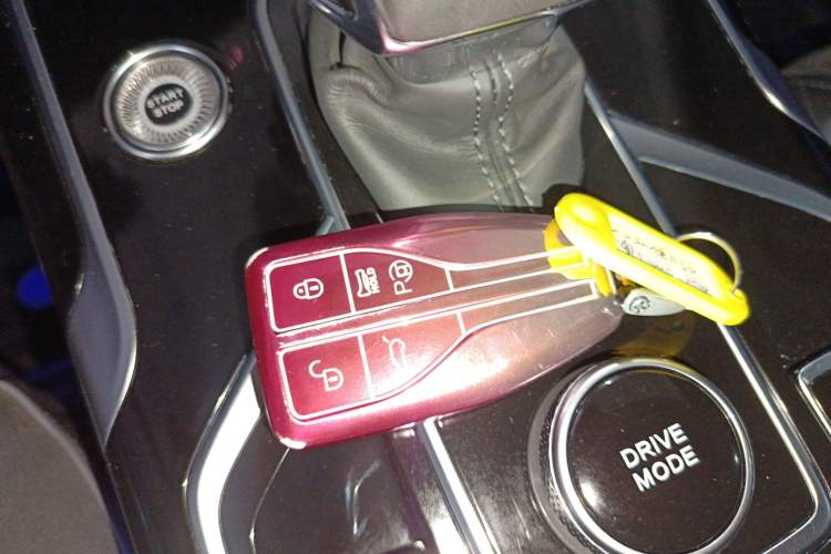 Used Hongqi HS5 2022 Revised Version 2.0T Smart Connect Flagship Edition