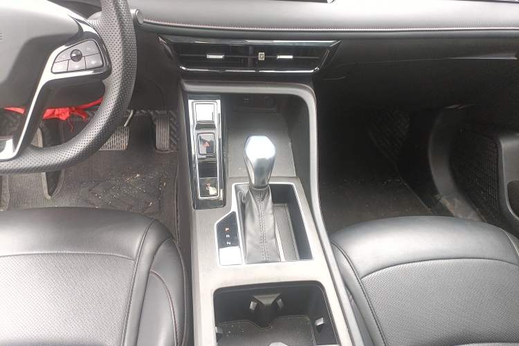 Used Roewe i5 2023 1.5L CVT Luxury Edition
