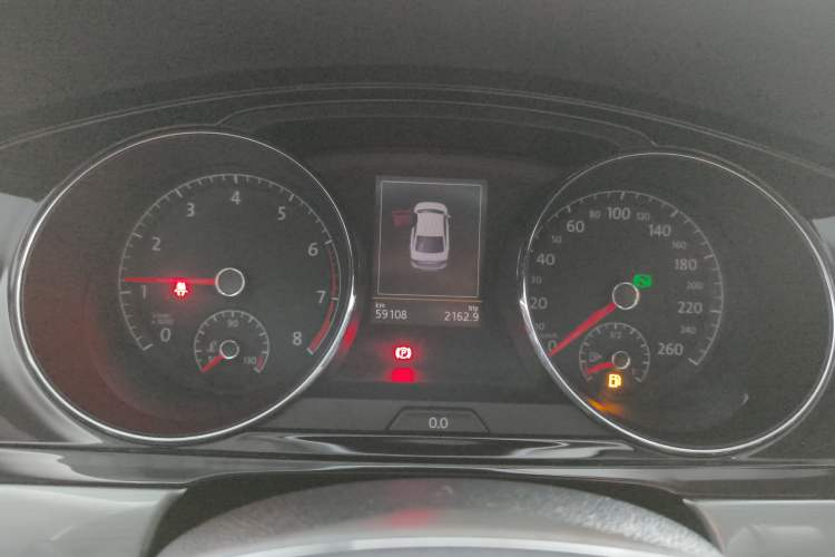 Used Volkswagen Lamando 2017 280TSI DSG Luxury Edition
