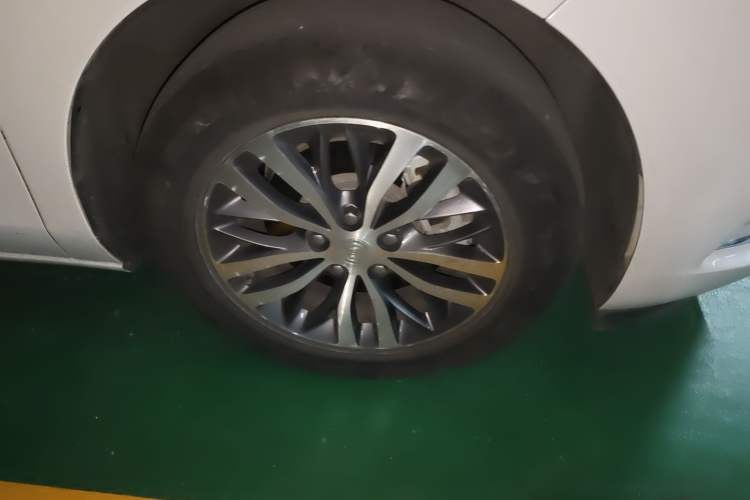 Used Buick GL8 2020 ES Land Cruiser 653T Luxury Edition Exterior 7