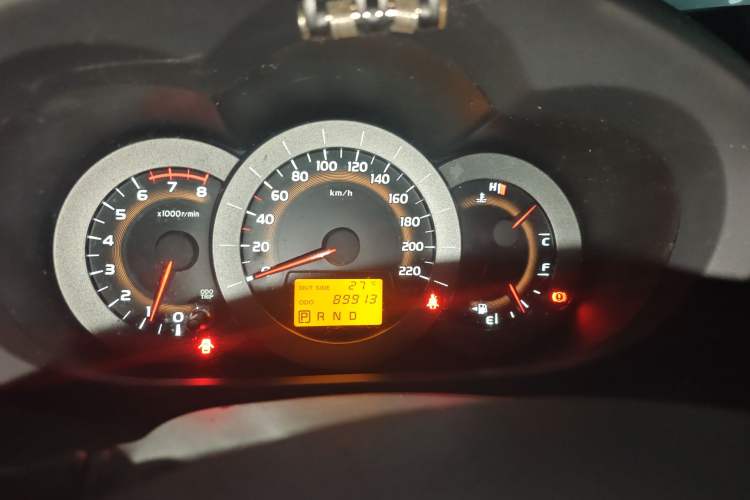 Used Toyota RAV4 2012 Luxurious 2.4L Automatic 4x4 with Stylish Features Instrument Cluster