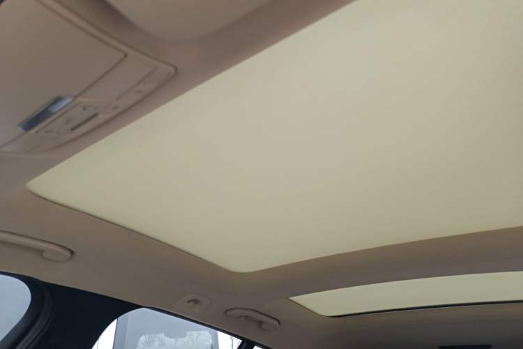 Used Mercedes-Benz C-Class 2017 Facelift C 200 Station Wagon