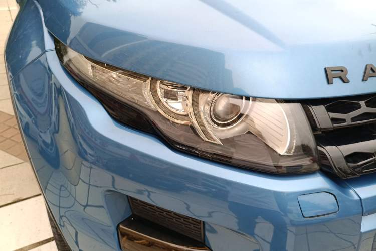 Used Land Rover Range Evoque 2013 2.0T 3-Door Electric Blue Limited Edition