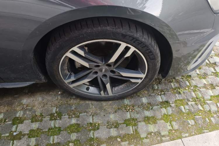 Used Audi A4L 2020 40 TFSI Luxury Dynamic Model
