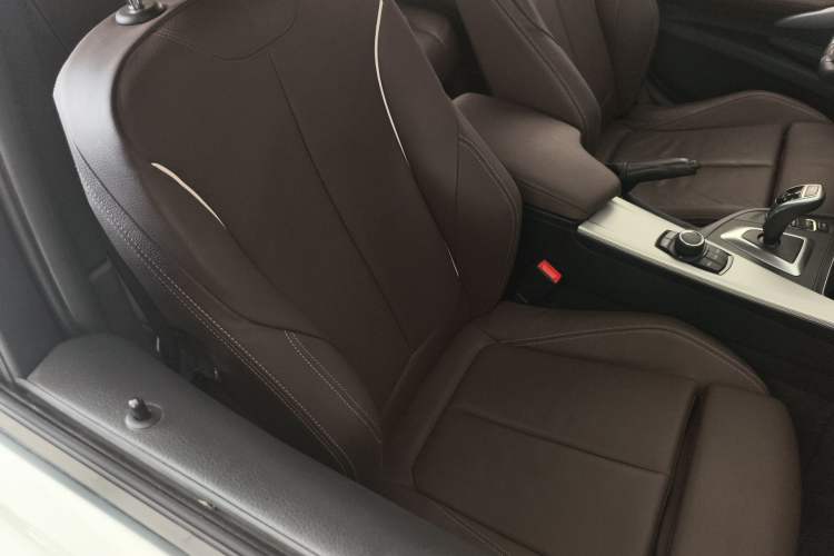 Used BMW 3 Series 2019 320i M Sport Package
