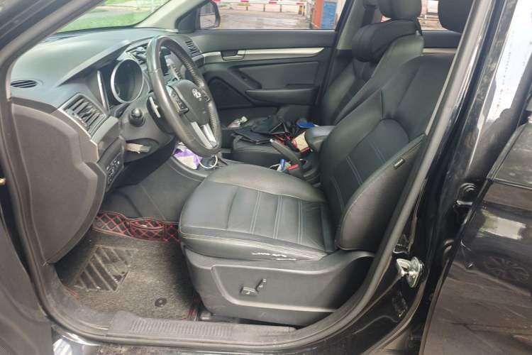 Used BAIC Senova X65 2015 2.0T Automatic Elite Model