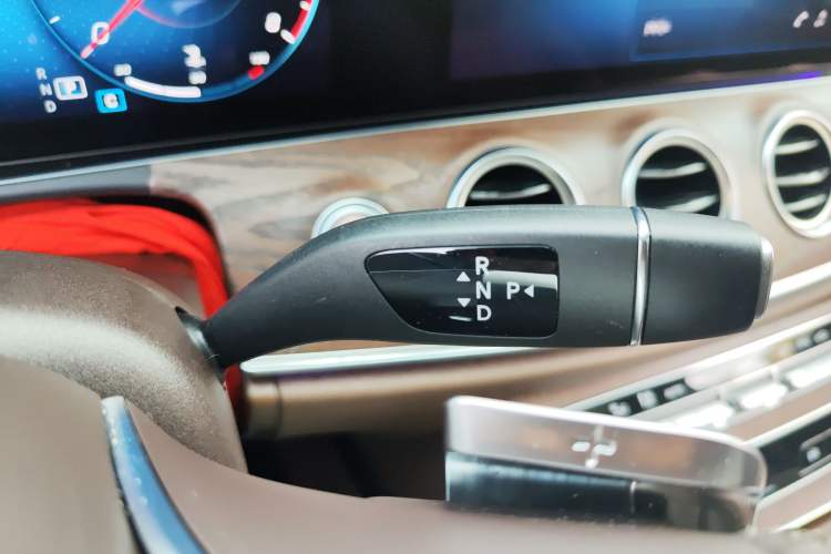 Used Mercedes-Benz E-Class 2022 Updated E 300 L Luxury Edition
