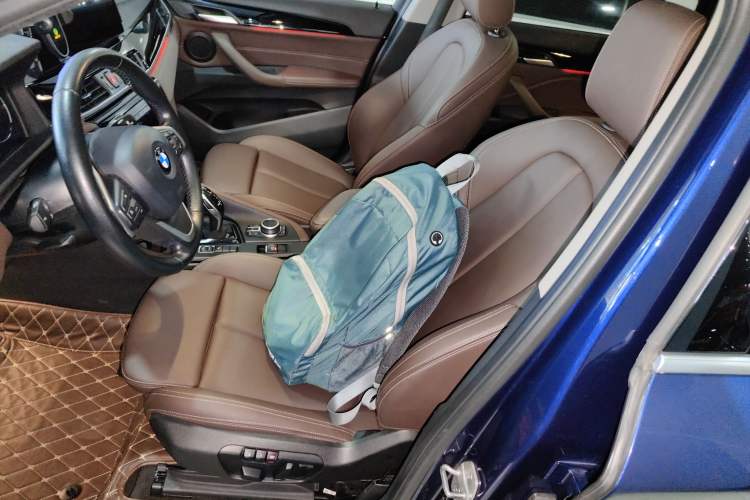 Used BMW X1 2020 sDrive25Li Leading Model
