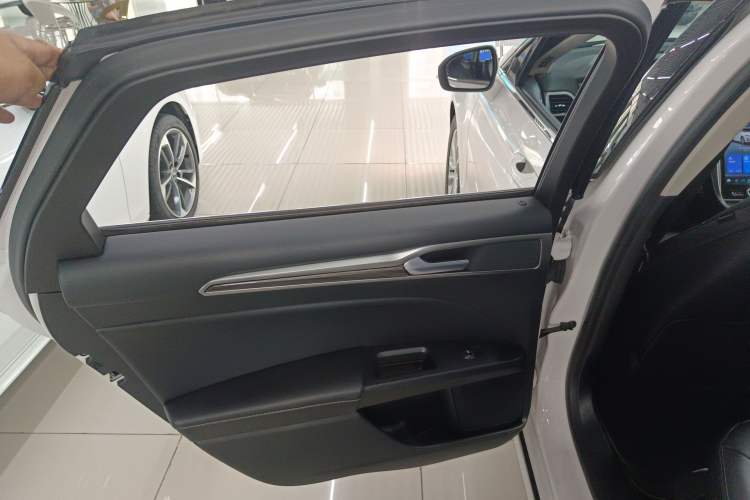 Used Ford Mondeo 2020 EcoBoost 180 Stylish Model
