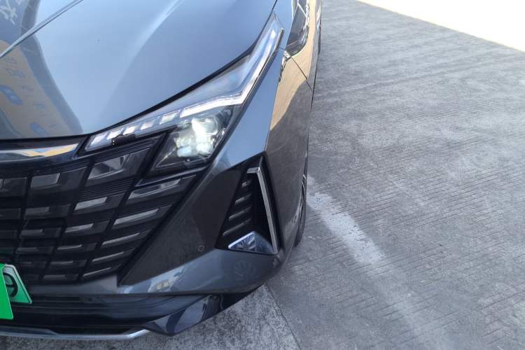 Used Changan UNI-Z New Energy 2024 Blue Whale Smart Electric iDD 125km Excellence Model