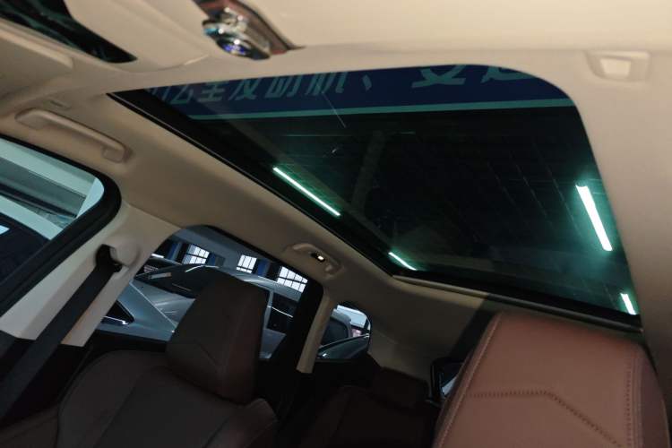 Used BMW X1 2023 sDrive25Li M Sport Package Headliner