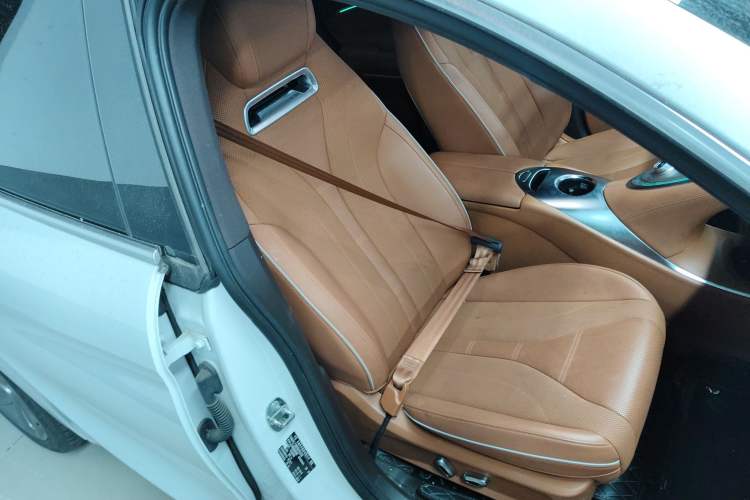 Used ORA Lightning Cat 2022 555 km Luxury Edition