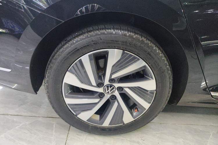 Used Volkswagen Passat New Energy 2022 430 PHEV Hybrid Elite Edition