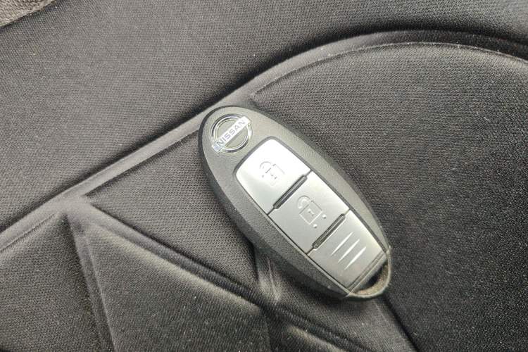 Used Nissan X-Trail 2019 2.0L CVT Smart Connect Comfort Edition 2WD Vehicle Key